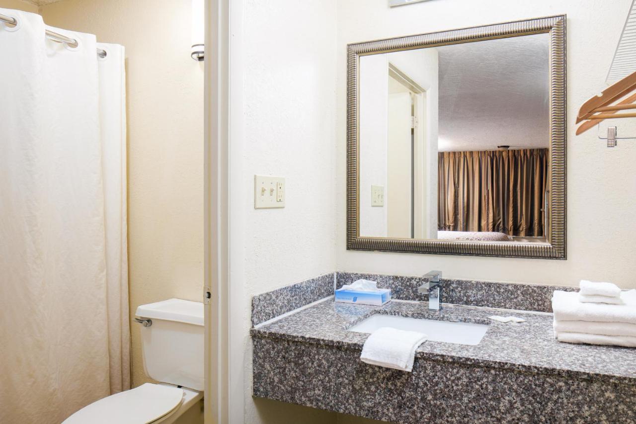 Americana Inn A Travelodge By Wyndham Pigeon Forge Εξωτερικό φωτογραφία